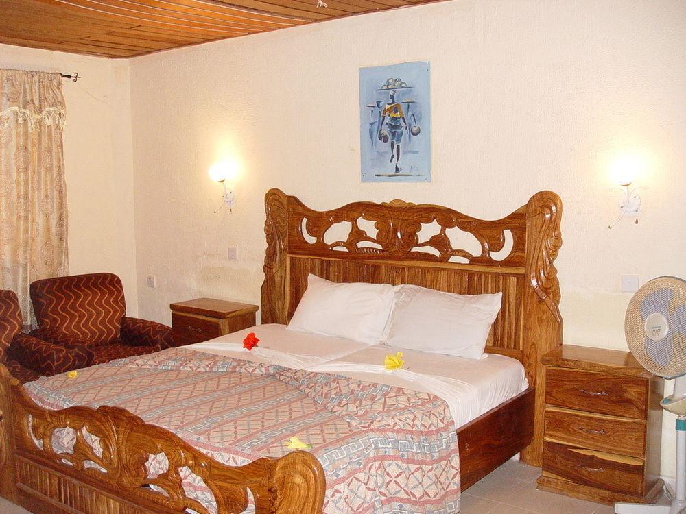 Badala Park Hotel Kotu Extérieur photo