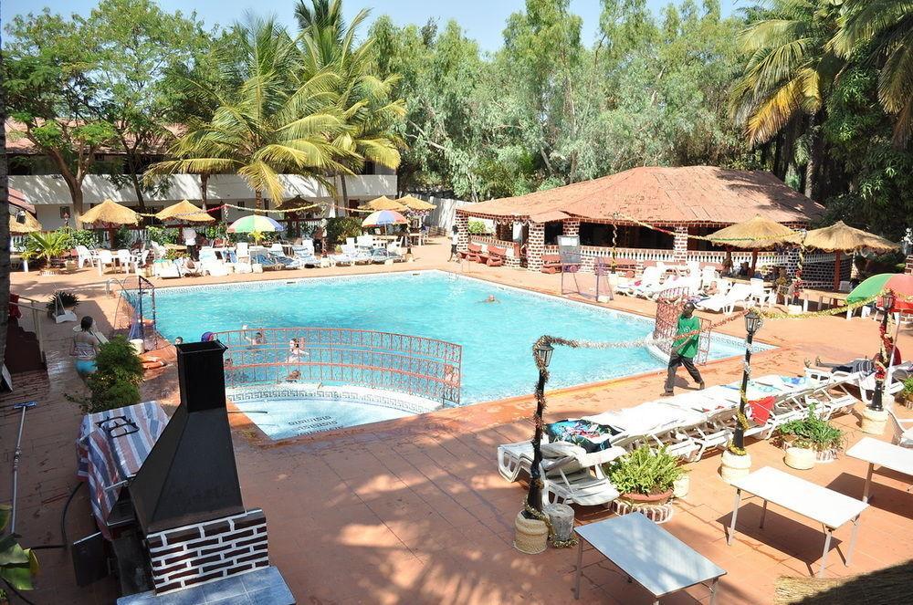 Badala Park Hotel Kotu Extérieur photo