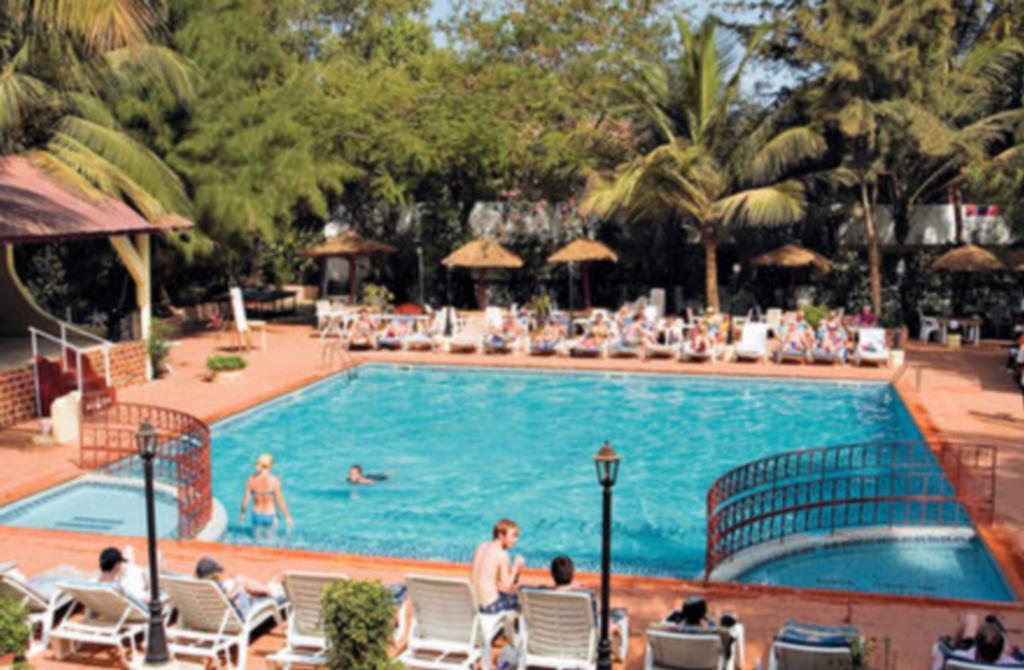 Badala Park Hotel Kotu Extérieur photo