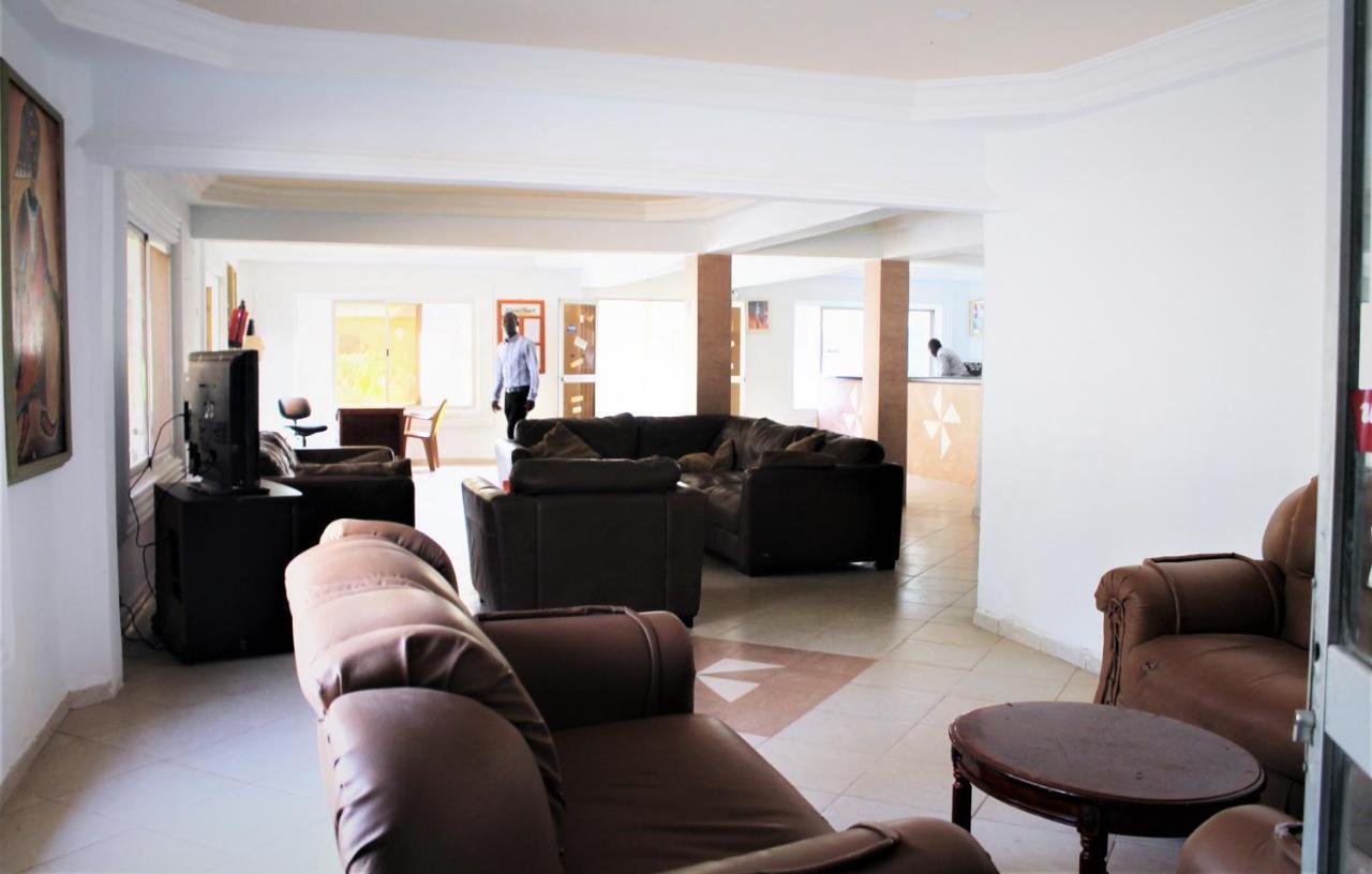 Badala Park Hotel Kotu Extérieur photo