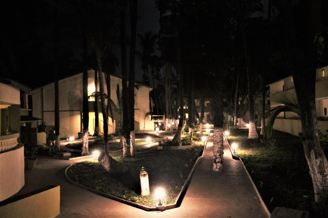 Badala Park Hotel Kotu Extérieur photo