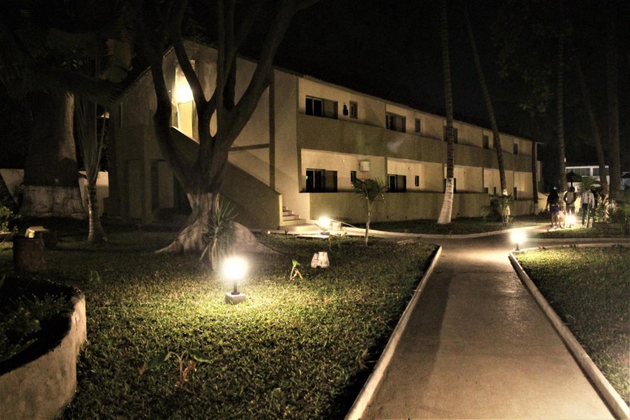 Badala Park Hotel Kotu Extérieur photo
