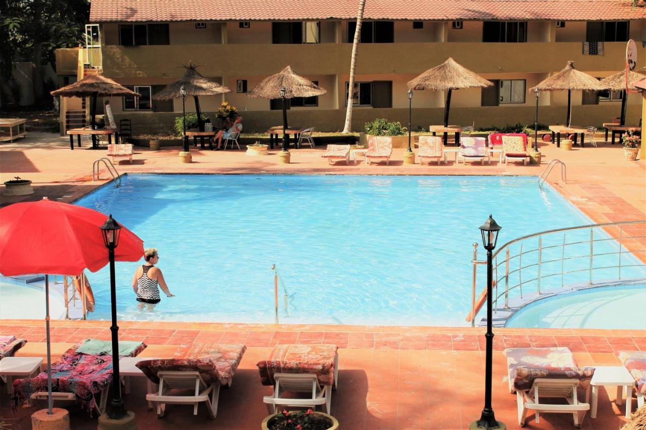 Badala Park Hotel Kotu Extérieur photo