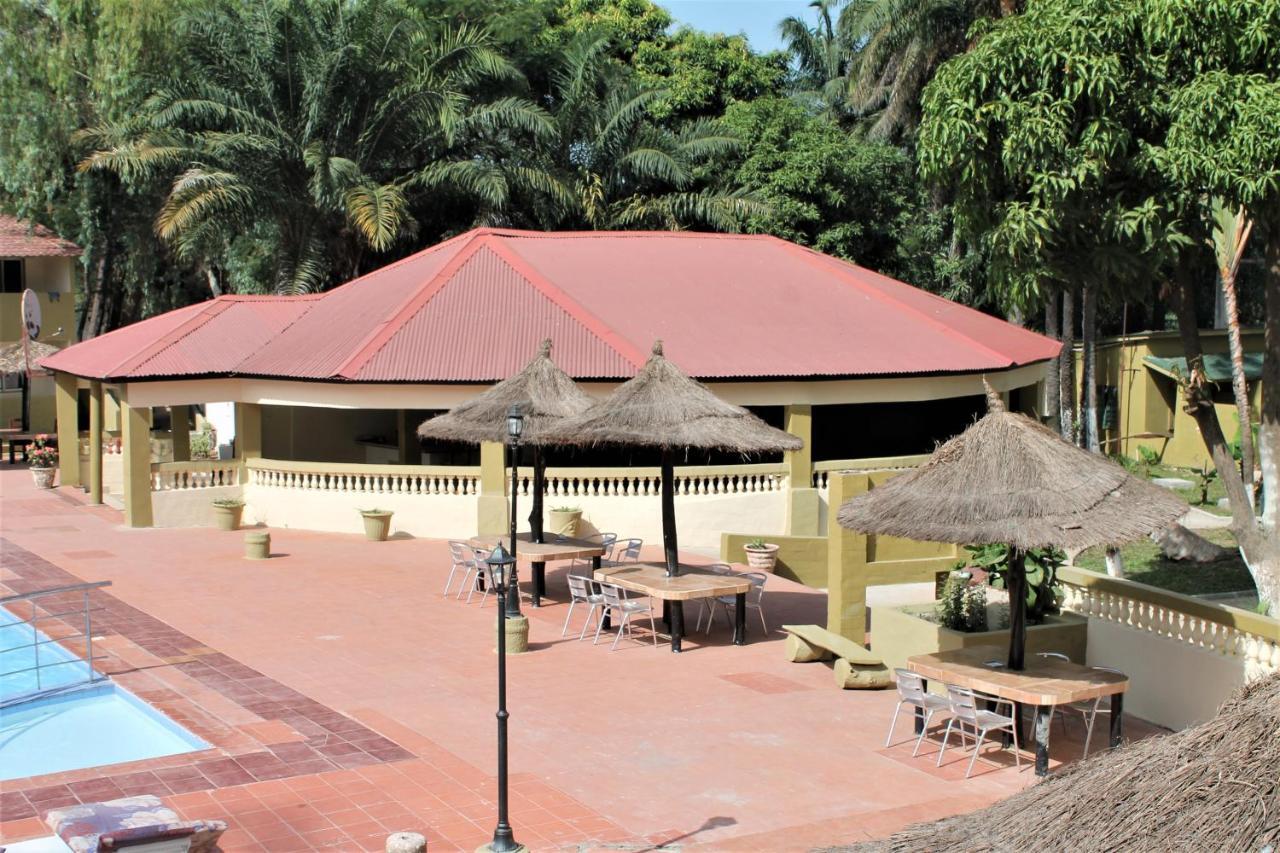 Badala Park Hotel Kotu Extérieur photo
